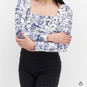 Kourt Anthropologie Toile de Jouy Long Sleeve Ruched Crop Top NWOT